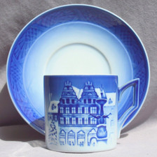 Tazza e piattino natalizio