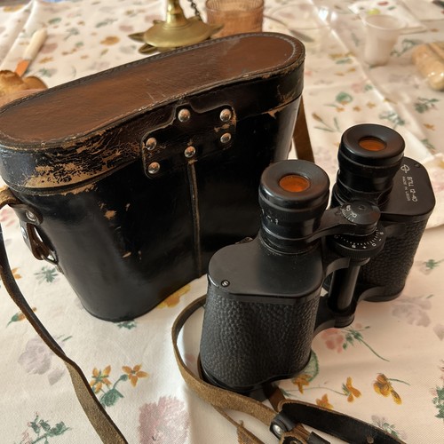 Binocolo con custodia