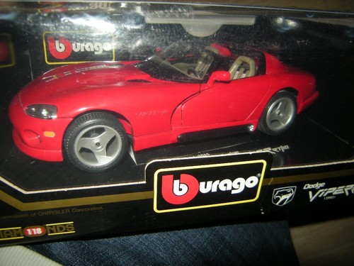 Bburago dodge viper - bburago,