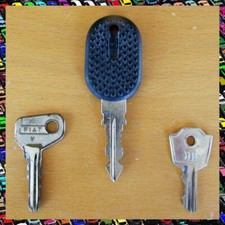 Chiavi Auto D'Epoca Vintage FIAT Cinquecento -1992-  per Collezione 3 pezzi