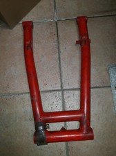 DUCATI DARMAH FORCELLONE POSTERIORE COLORE ROSSO USATO BUONE CONDIZIONI