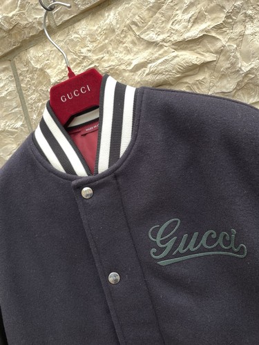 Gucci bomber script logo - script,