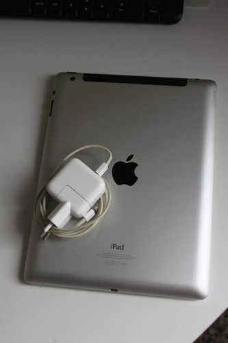 Apple ipad generazione - apple, 4^