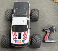 Kyosho USA 1 One 1/8 USA-1 Monster Truck elettrico brushless RTR pronto all'uso