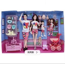 Bambola incinta famiglia