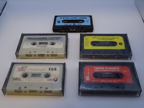 Lotto misto cassette commodore - misto,