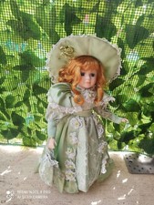 Bambola in porcellana h 40 cm