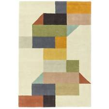 Tappeto trapuntato a mano