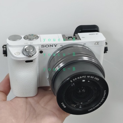 Fotocamera digitale mirrorless