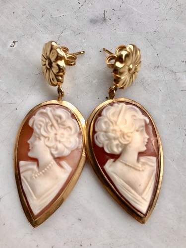 Orecchini oro con camei - orecchini,