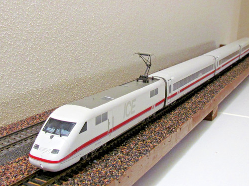 Locomotiva trix art - trix, h0