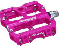 Pedali MTB modello Escape Flat, colore fucsia
