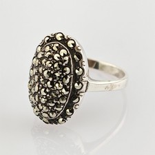 Elegante anello in argento con marcasite 1930 circa