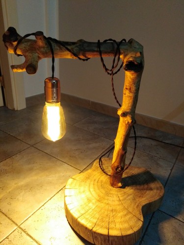 Lampada legno artigianale