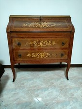 Cassettiera Luigi XVI con Secretery con intarsio floreale