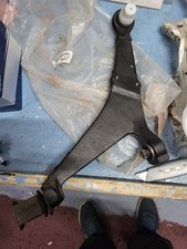 BRACCIO SOSPENSIONE ANTERIORE