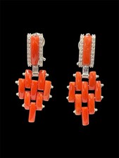 Orecchini pendenti in corallo