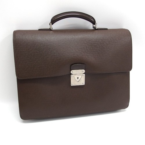 Louis vuitton taiga robust - taiga,