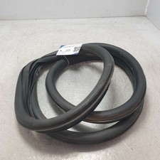 Guarnizione sigillo portiera post sx Citroen C3 1.4HDI 50KW 8H01 2014