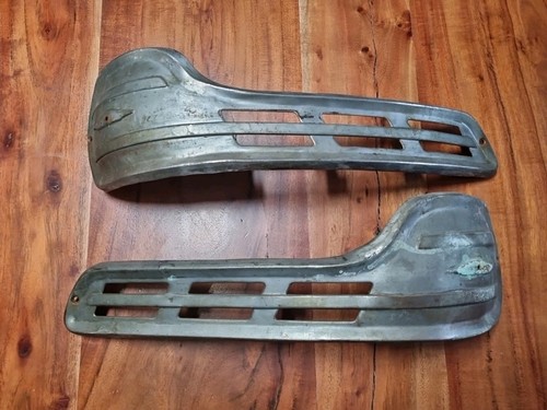 Vespa ardor ulma side - ulma, jaws