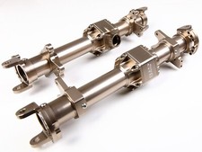 Alloggiamento asse anteriore posteriore in metallo GTB adatto a Mad Force Kruiser FO-XX Mad Crusher USA-1