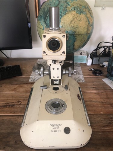 Base per microscopio