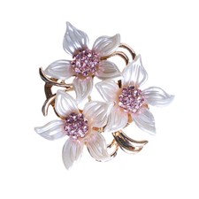  Spilla con bottone a forma di