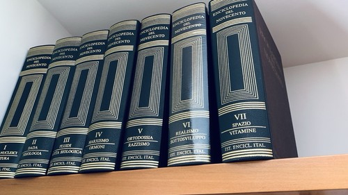 Enciclopedia del novecento - del,