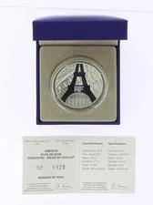 France 10€ BE Les rives de la Seine - La Tour Eiffel et le palais de Pays
