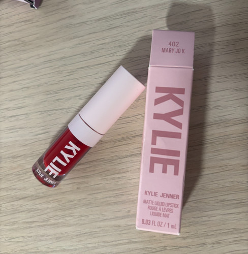 Kylie jenner matte liquid - kylie,