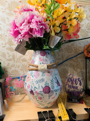 Vaso decoupage floreale fatto
