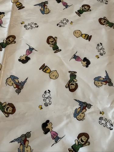 Nuova tovaglia peanuts snoopy - peanuts,