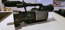 Panasonic AG-DVX100A PAL + microfono esterno + caricabatterie