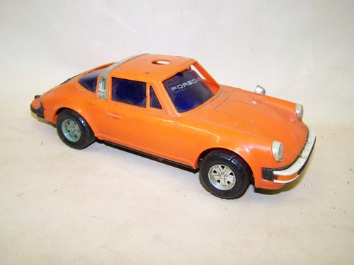 Vecchio modellino auto