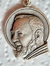 PADRE PIO_PORTACHIAVI_ICONE SACRE_COLLEZIONISMO_SOUVENIR