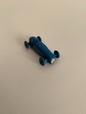 Piccola automobile da corsa