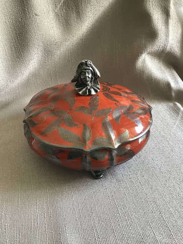 Porcelain jewelry box with - porcelain,