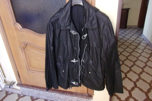Giubbotto impermeabile con