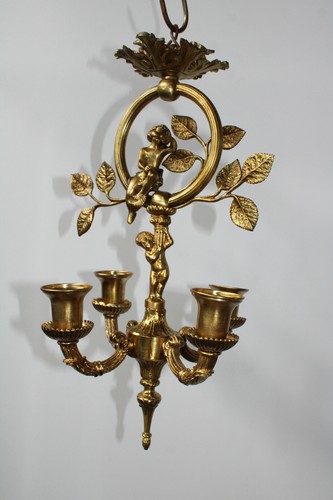 Antico lampadario cherubino