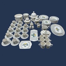 Piatti, piatti, ciotole e