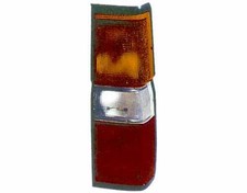FARO-FANALE POSTERIORE SINISTRO NISSAN TERRANO 1986-1992