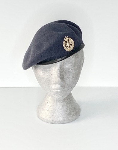 Raf beret badge - &, royal