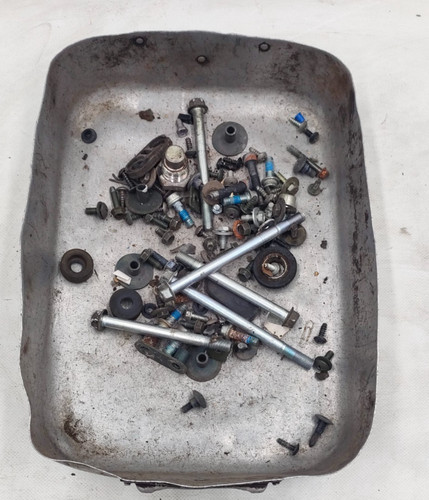 Kit bulloneria suzuki - kit,