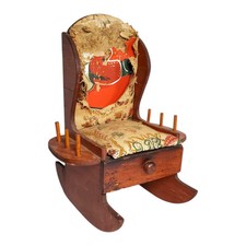 Antica sedia a dondolo