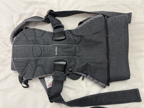Marsupio neonato uno