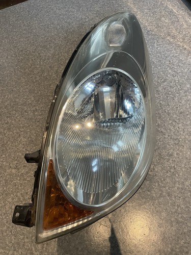 Faro proiettore anteriore