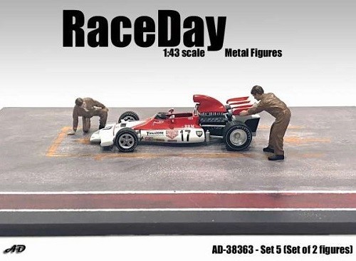 Set personaggi race day - 5, in