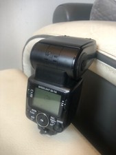 Nikon Speedlight SB-700 flash