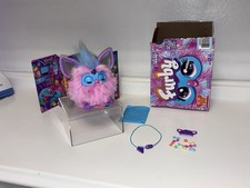 Peluche Furby Viola