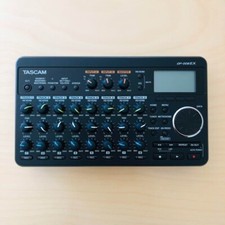 TASCAM registratore